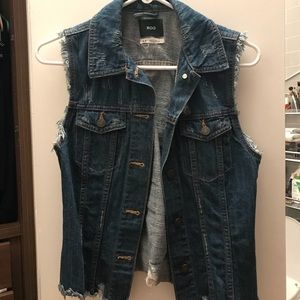 Jean Vest